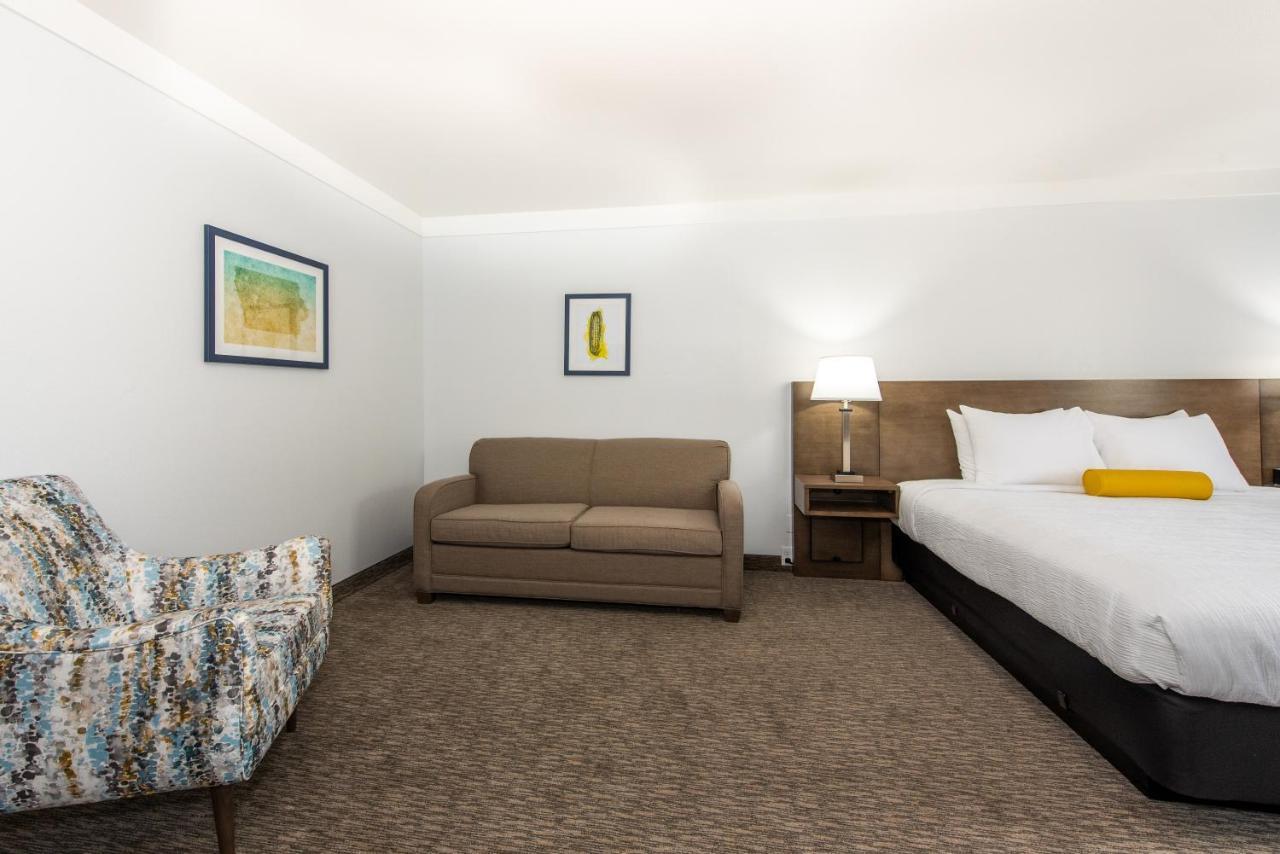 Hotel Pommier Indianola Екстер'єр фото