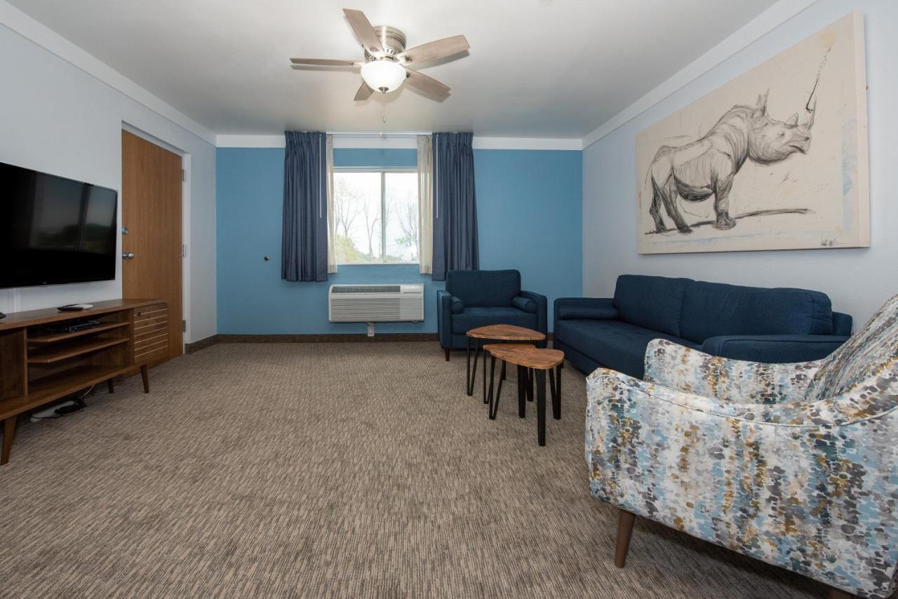 Hotel Pommier Indianola Екстер'єр фото